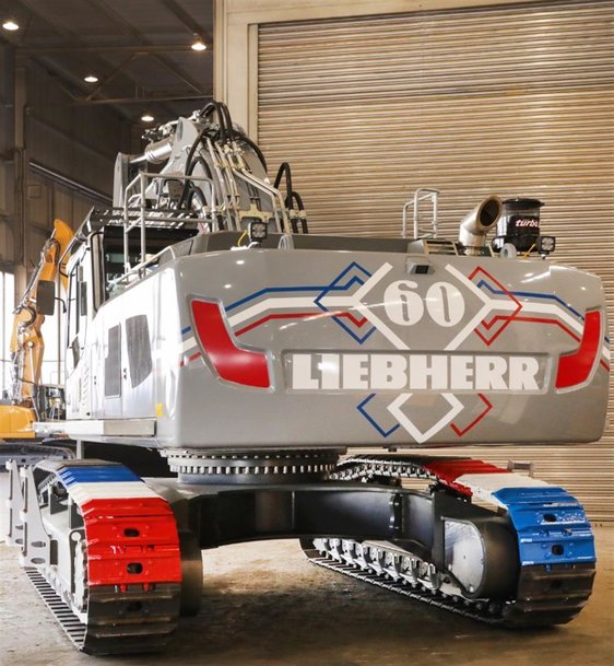 Jubilee : Excavator marking 60 years of Liebherr in France handed over to the Chavaz Père et Fils company